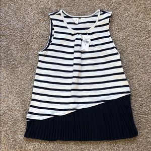 Gap kids girls top, size medium.